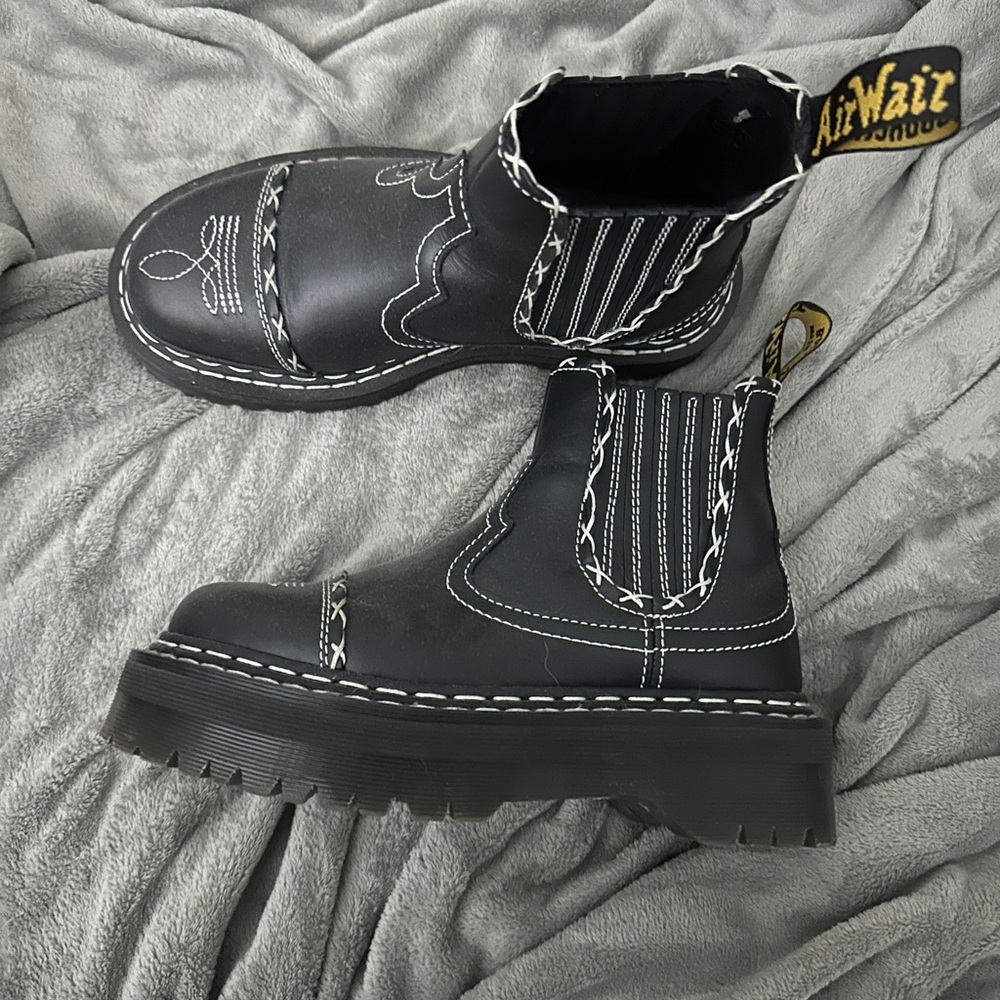 GOTHIC AMERICANA Dr. Martens